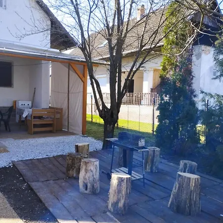Zsory Relax Vendeghaz Ferienhaus Szihalom